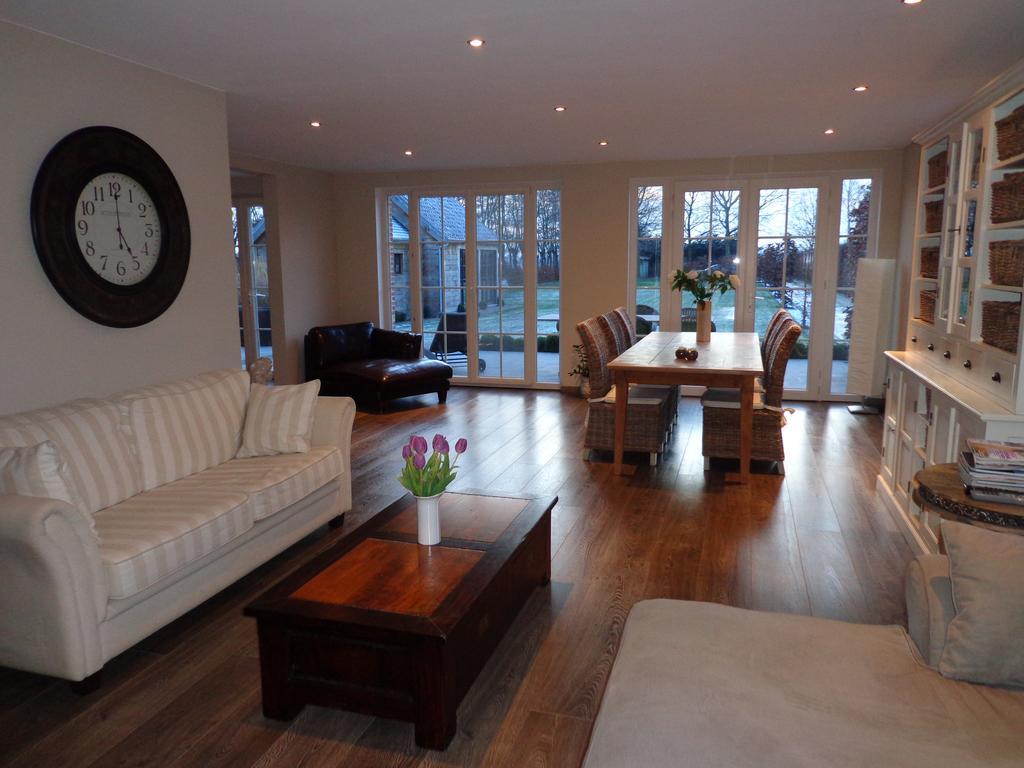 Fragaria Bed & Breakfast 4*
